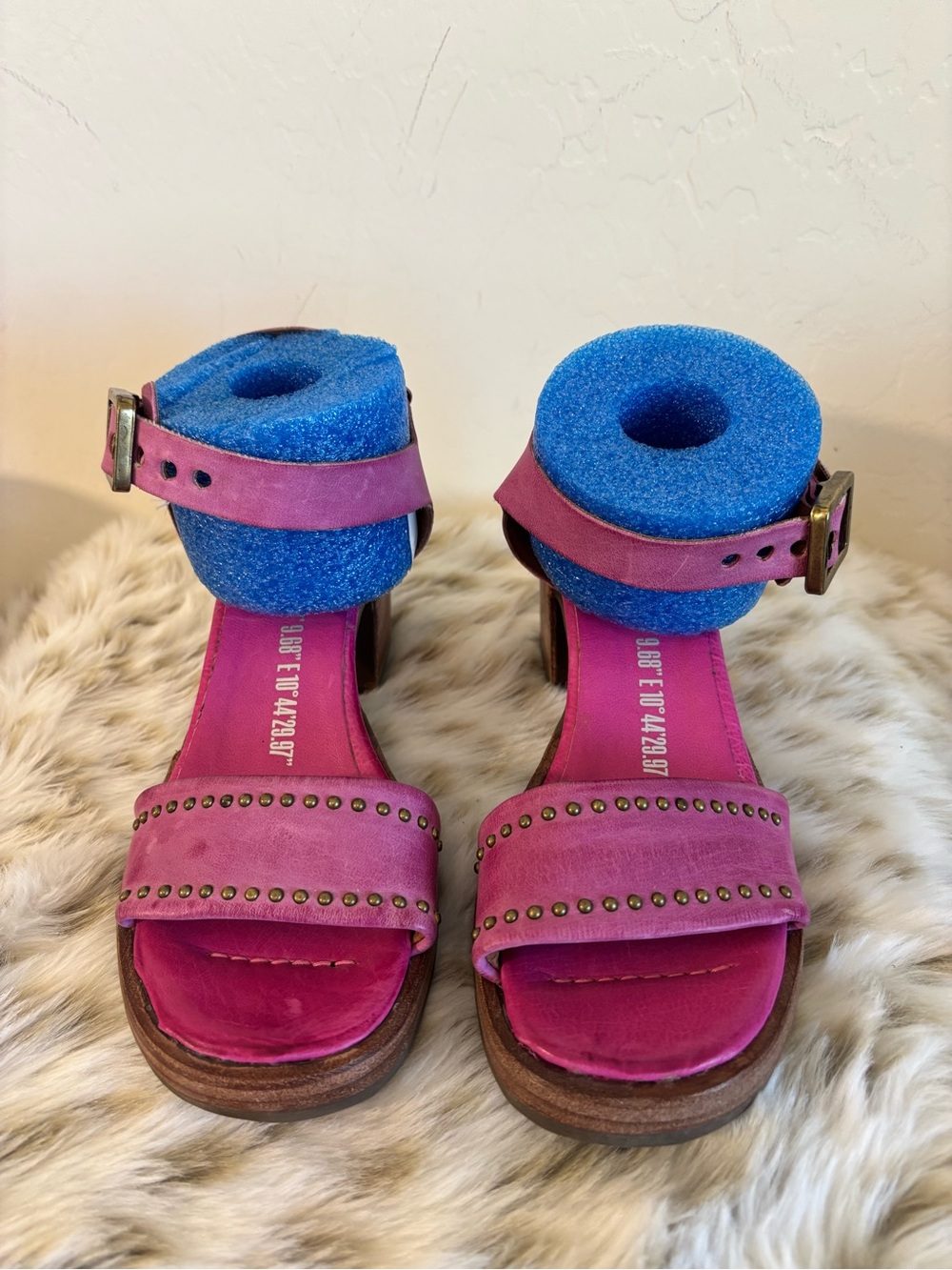 A.S.98 low heel sandals 37